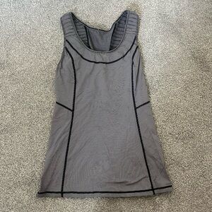 Lululemon tank top